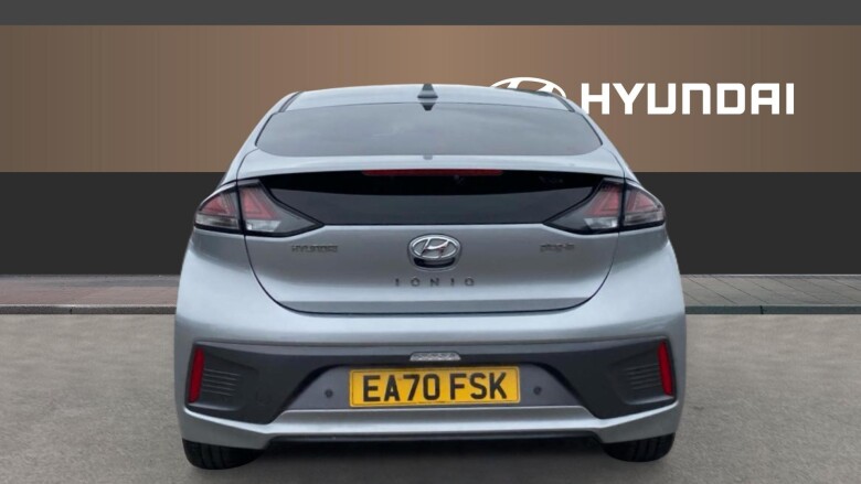 Hyundai IONIQ 1.6 GDi Plug-in Hybrid Premium SE 5dr DCT Hatchback